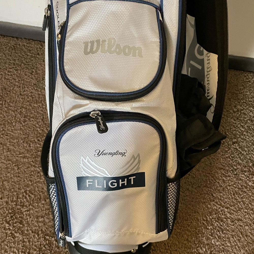 Wilson Yuengling flight golf bag